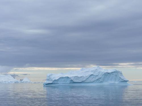 Iceberg à la sortie Nord du canal Lemaire