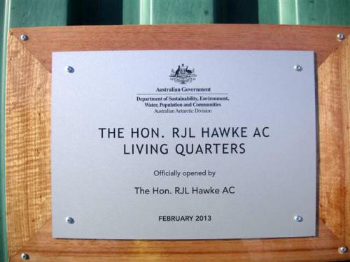 The Hawke's hut at Wilkins Runway (Photo: Australian Antarctic Division)